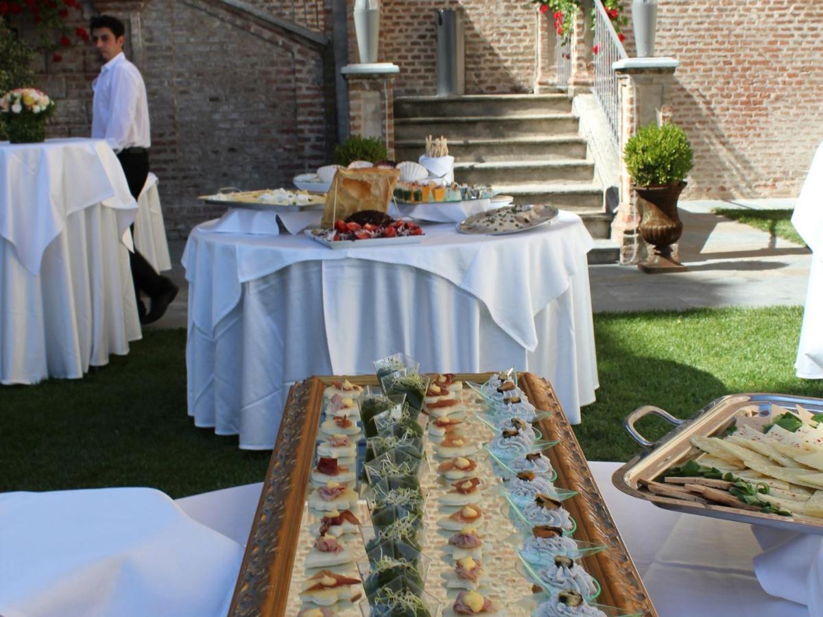 Montaldo Castle & Resort Montaldo Torinese Екстер'єр фото