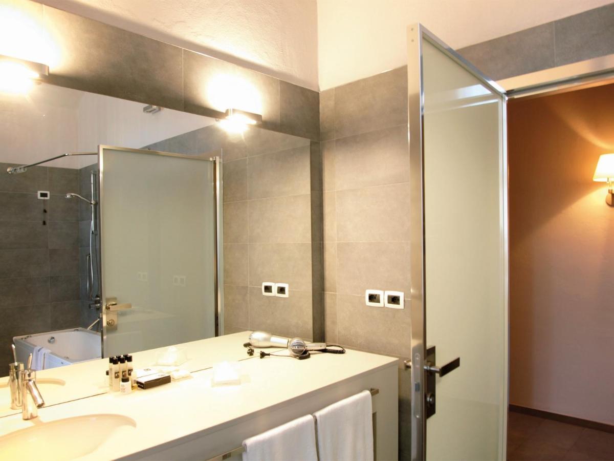 Montaldo Castle & Resort Montaldo Torinese Екстер'єр фото